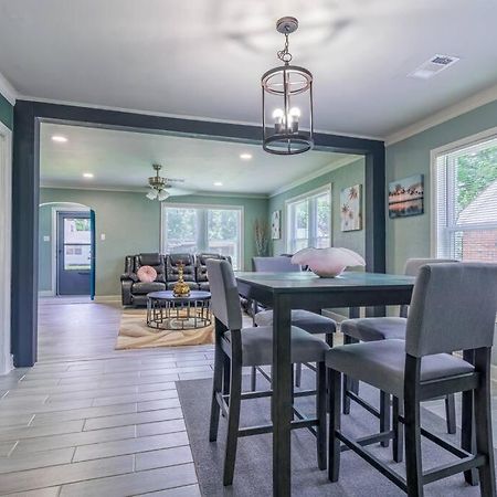 Mika Springs Beach Inspired Home! Memphis Exterior foto